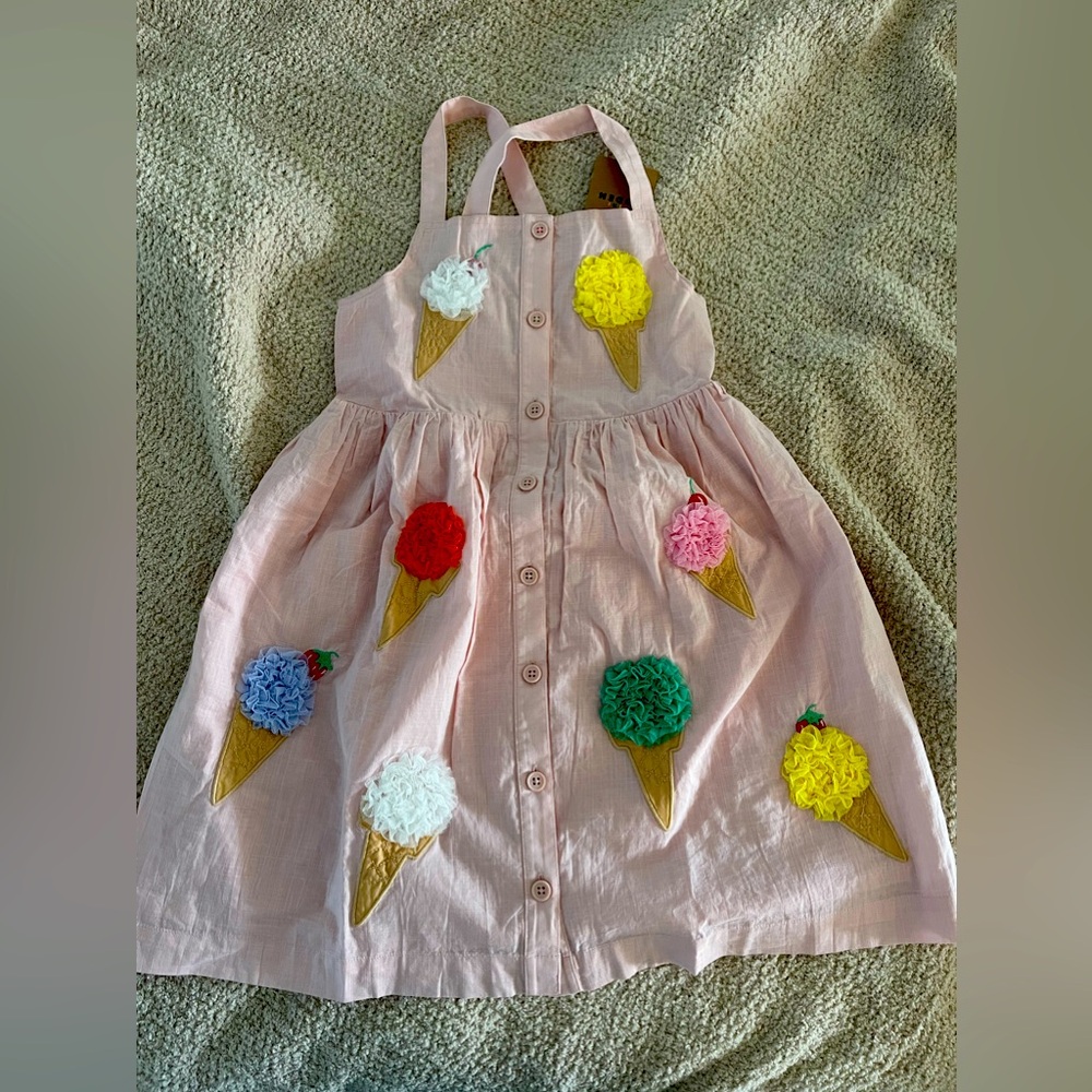 NWT Mini Boden Dress size 6/7